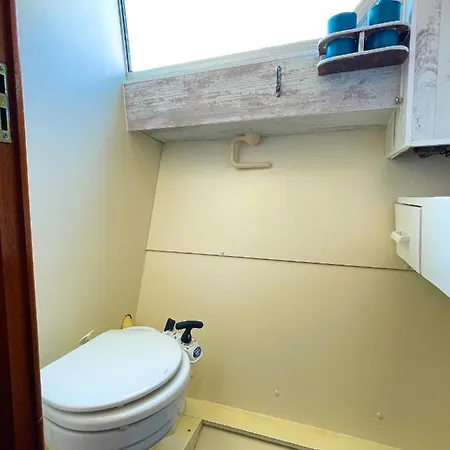 Ботель In A Yacht - Algarve